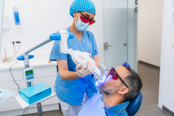 Best Emergency Tooth Extraction in USA